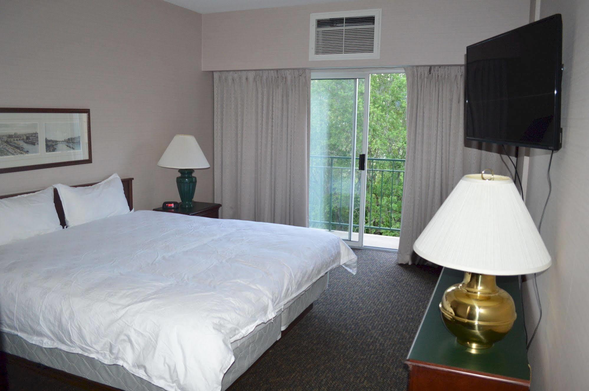 Totem Lake Hotel เคิร์กแลนด์ ภายนอก รูปภาพ