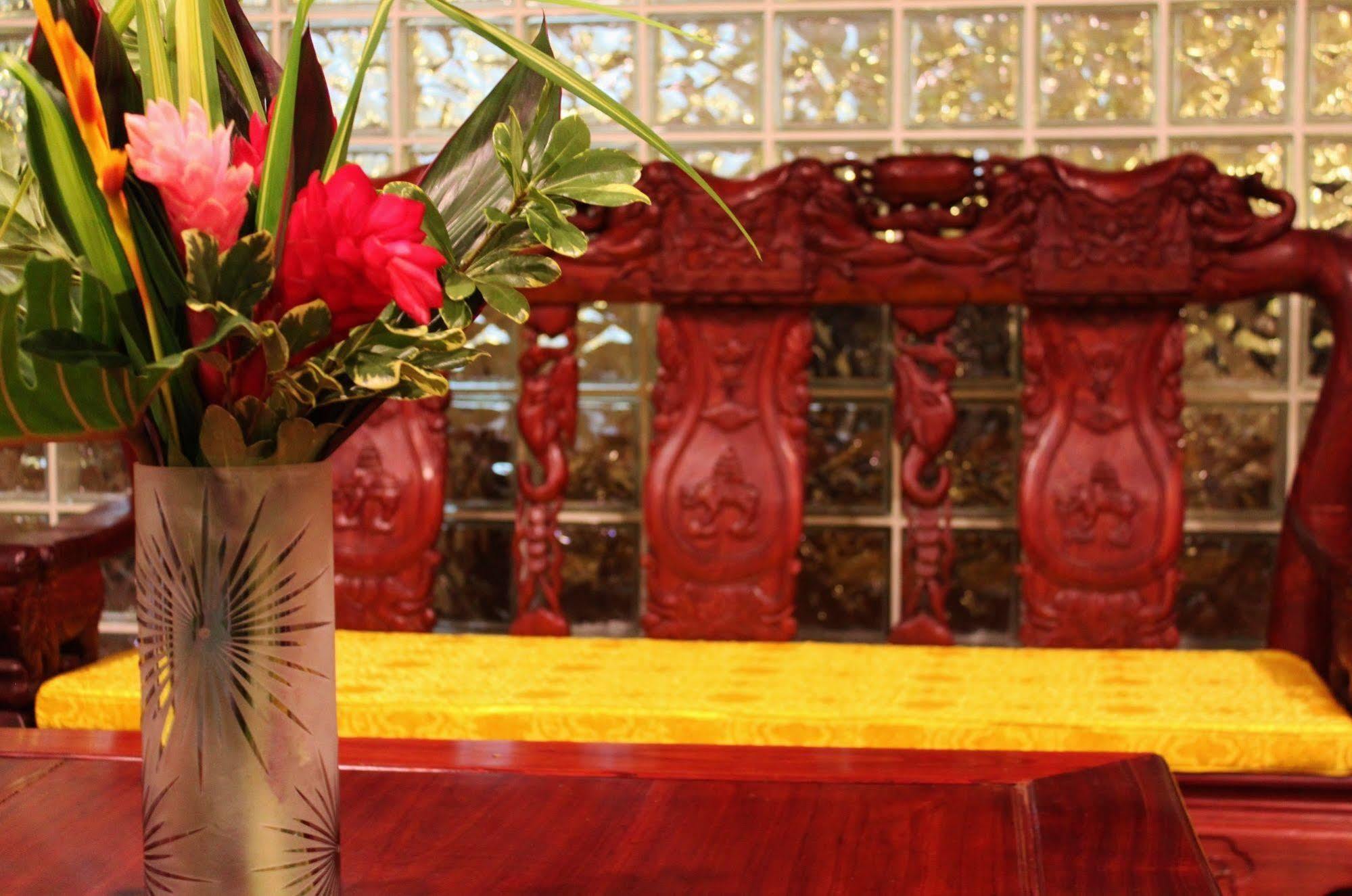 Totem Lake Hotel เคิร์กแลนด์ ภายนอก รูปภาพ