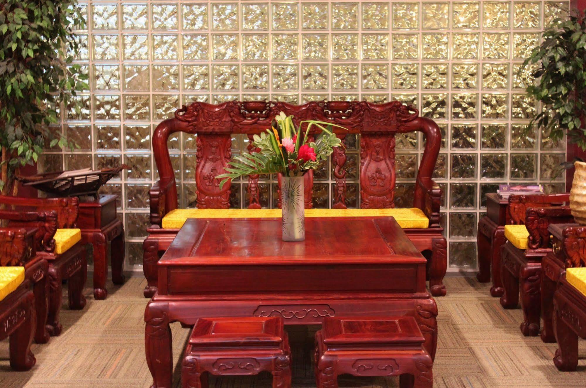 Totem Lake Hotel เคิร์กแลนด์ ภายนอก รูปภาพ