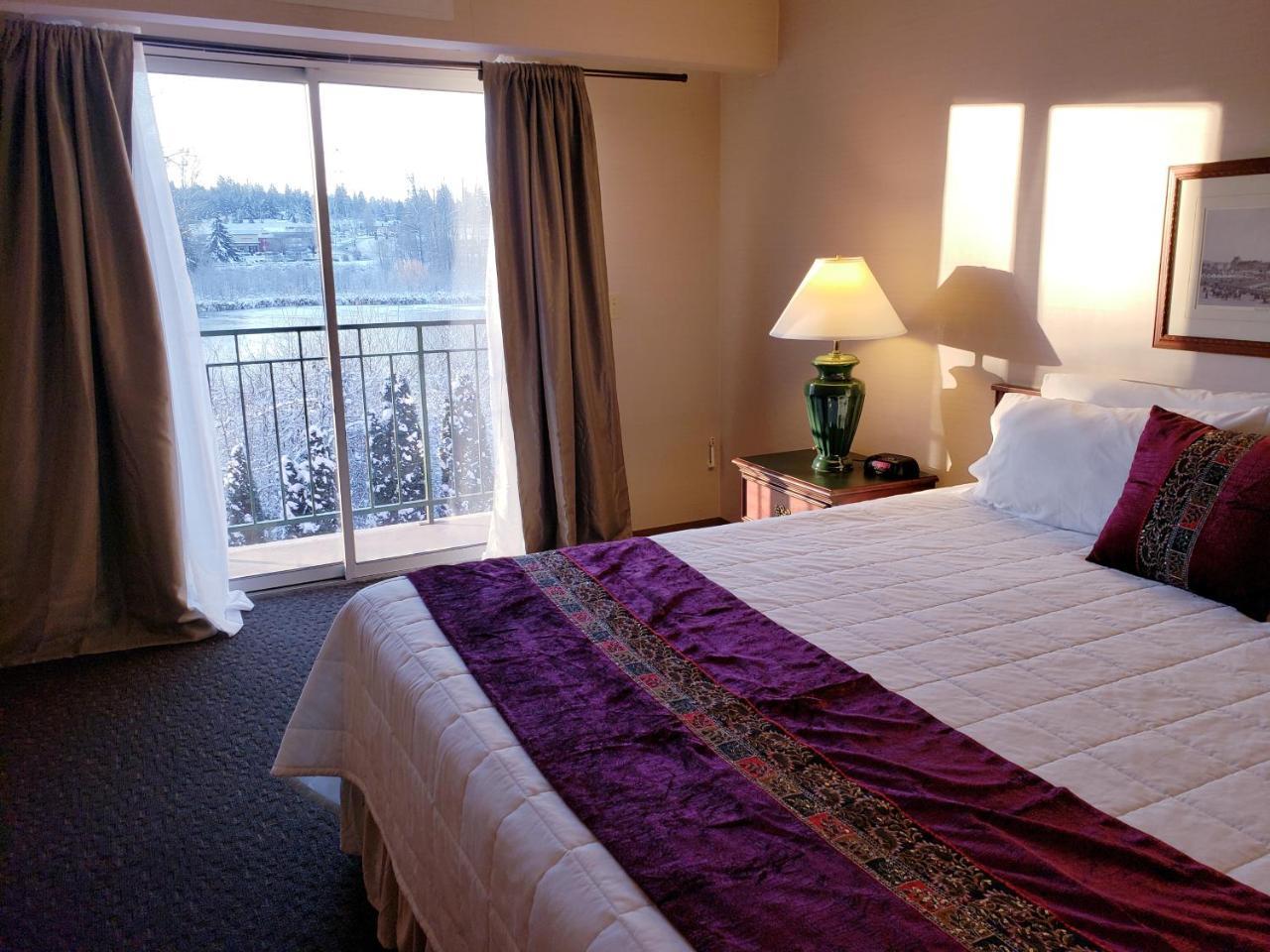 Totem Lake Hotel เคิร์กแลนด์ ภายนอก รูปภาพ